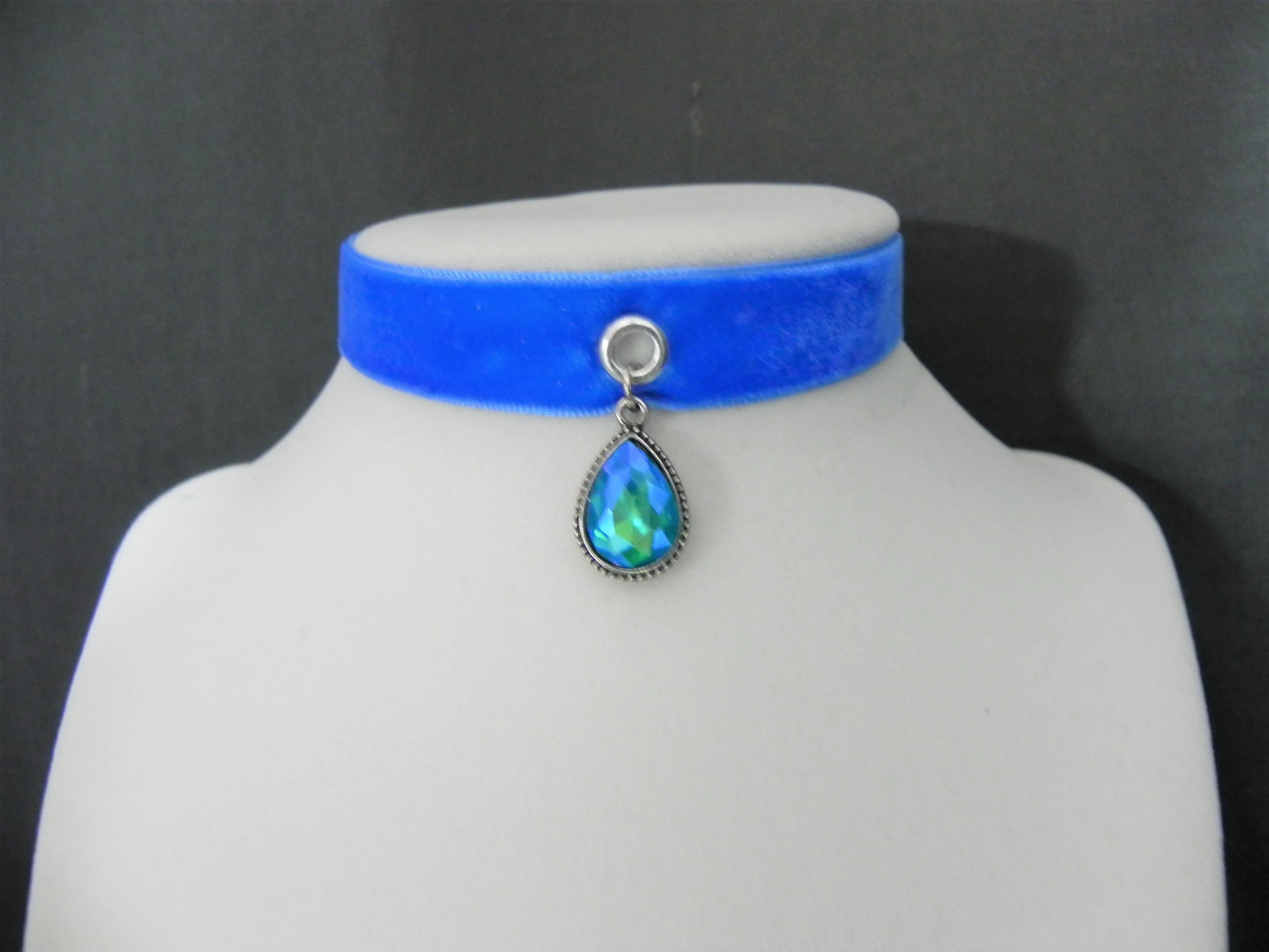 Belle Choker